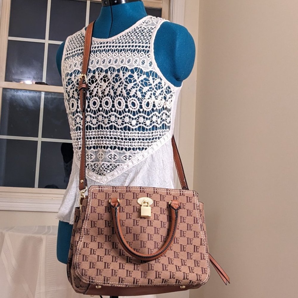 London Fog, Dark Brown Logo Canvas , Kate Satchel Style, Slightly use. - Picture 12 of 12